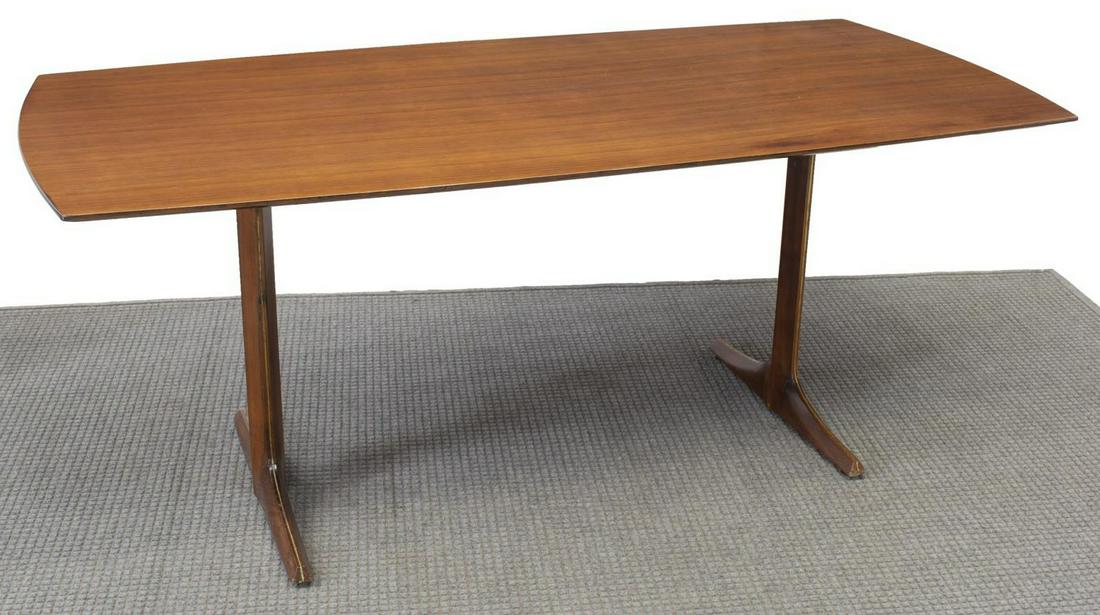 GIUSSEPPE GIBELLI FOR SORMANI MODERN DINING TABLE: Italian mid-century modern dining table, attributed to Giuseppe Gibelli for Sormani (Literature: Domus, no. 401, April 1963), having a rectangular top, on shaped legs with gilt metal inlay, some wear