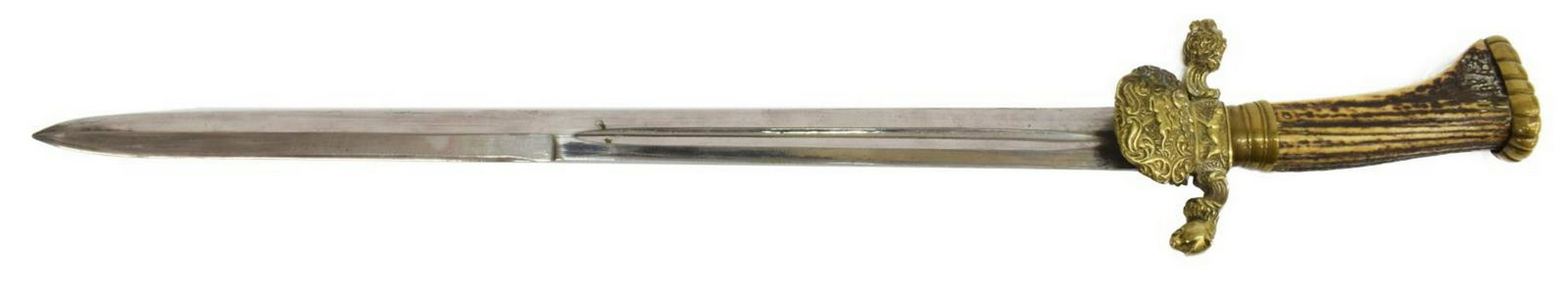 GERMAN STAG HANDLE HUNTING SHORT SWORD: German stag handle short sword or hanger, unmarked, likely c.1930, having a 17.25 half fuller, half double edge blade, a fixed shell guard with foliate and stag embellishment, the brass cross guard ho