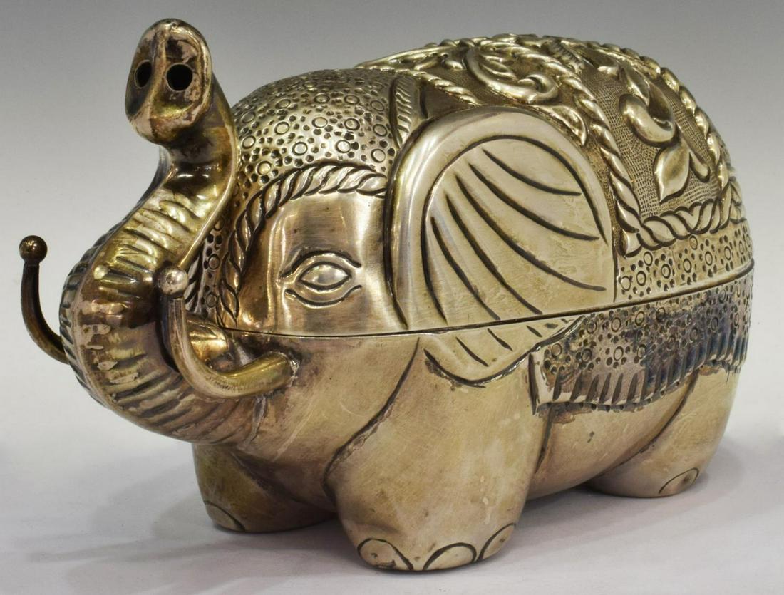 PLATA VILLA MEXICO REPOUSSE STERLING ELEPHANT BOX (1 of 6)
