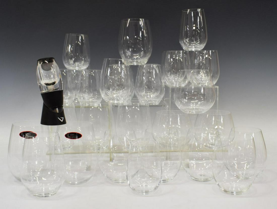 31) RIEDEL STEMLESS WINE GLASSES & VINTURI AERATOR: (lot of 31) Riedel colorless stemless wine glasses, all with acid etched mark underfoot, comprising: (7) Viognier/ Chardonnay, approx 4"h, 3.25"diam; (1) Syrah, approx 5.25"h, 3.75"diam; (6) Cabernet/