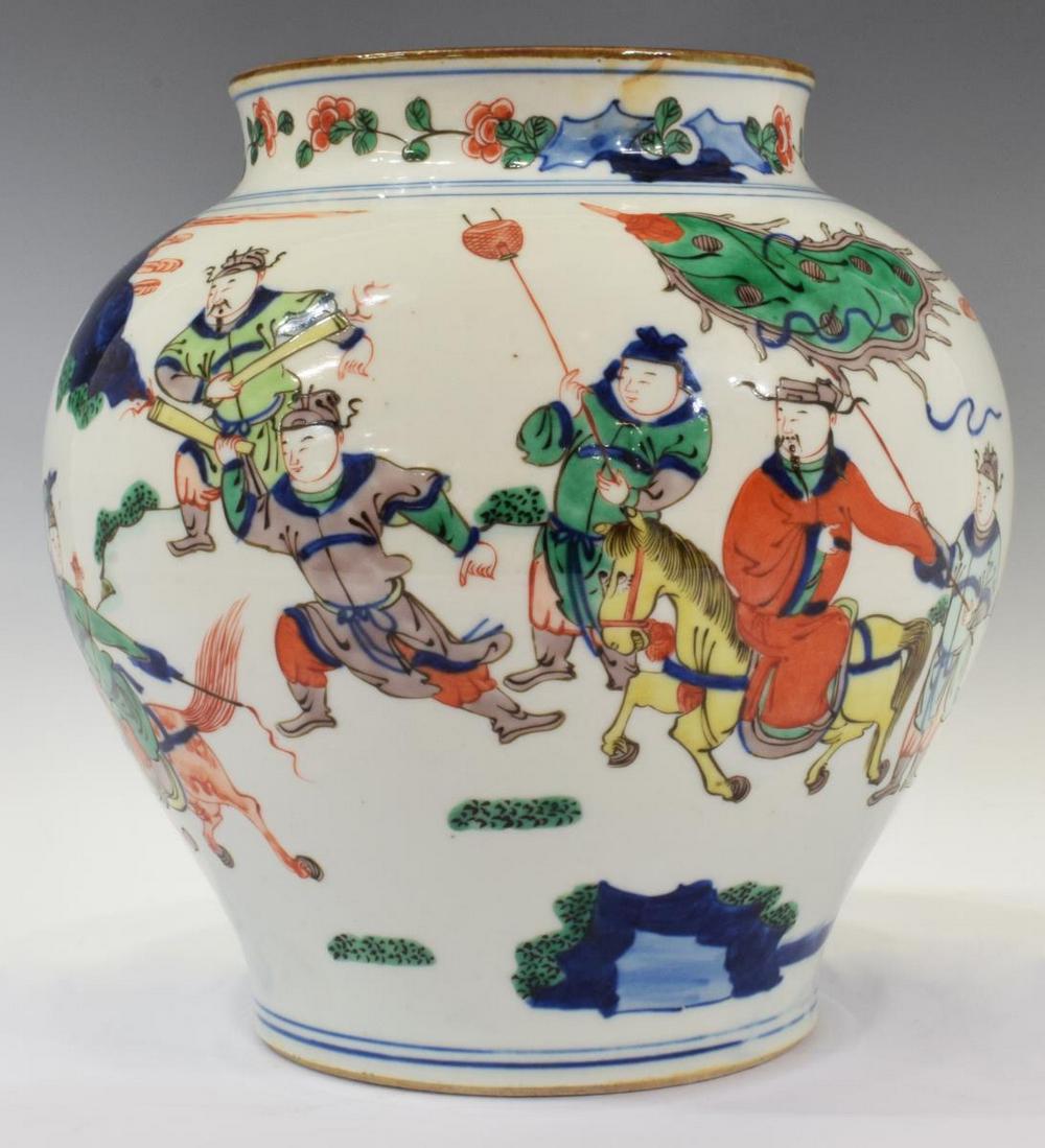 CHINESE WUCAI FIGURAL ENAMELED PORCELAIN JAR (1 of 3)