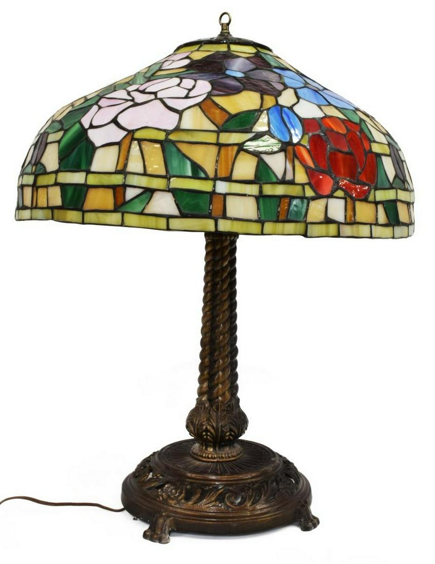 TIFFANY STYLE STAINED LEADED GLASS 2 LT Tiffany Style Lamp Stained Glass Table