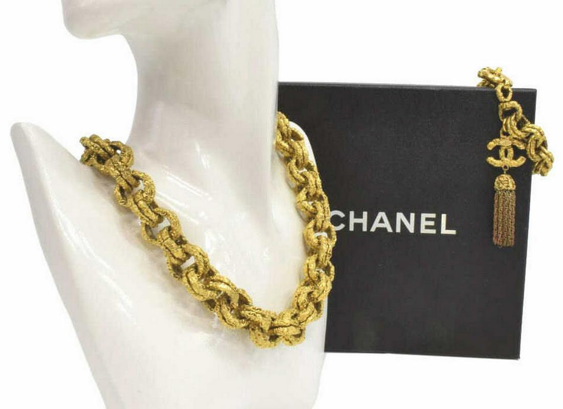 (2) VINTAGE CHANEL LINK NECKLACE & BRACELET (1 of 8)