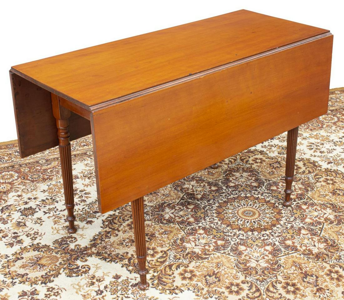 AMERICAN SHERATON CHERRY PEMBROKE DROP-LEAF TABLE (1 of 3)