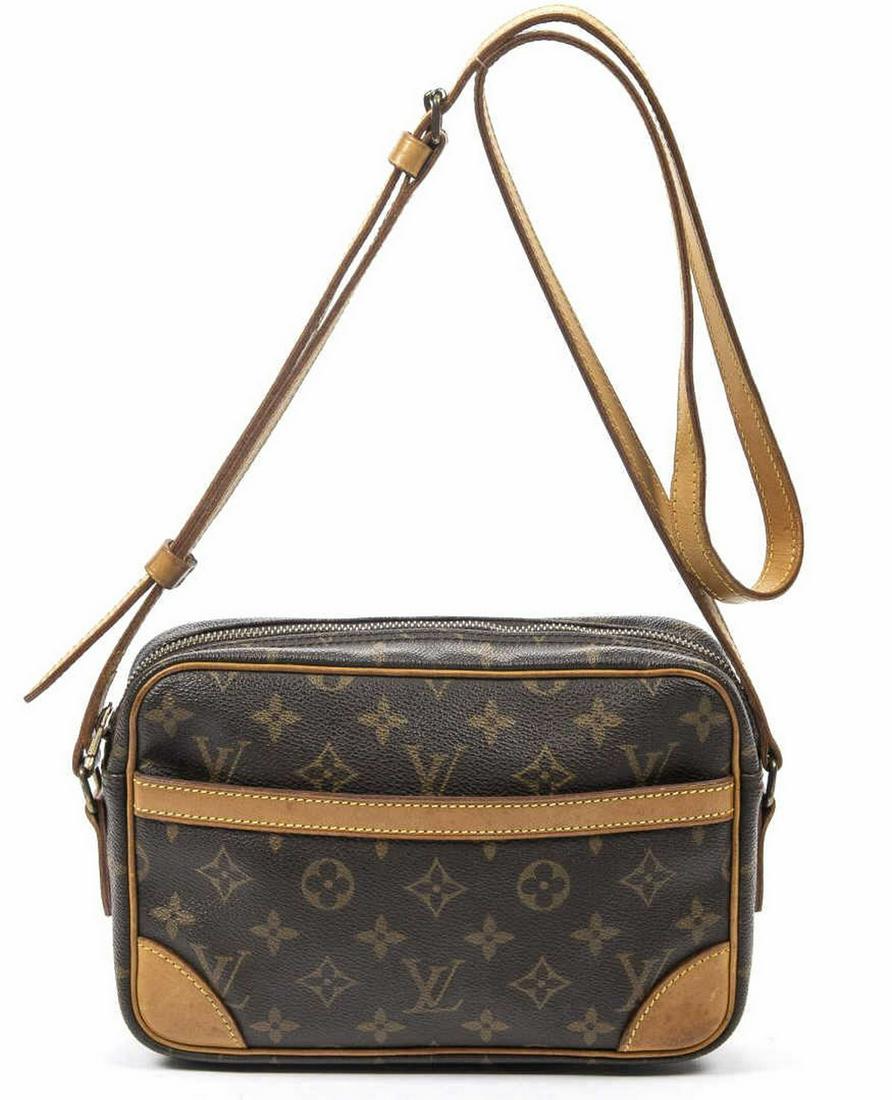 LOUIS VUITTON 'TROCADERO' MONOGRAM CROSSBODY BAG (1 of 8)