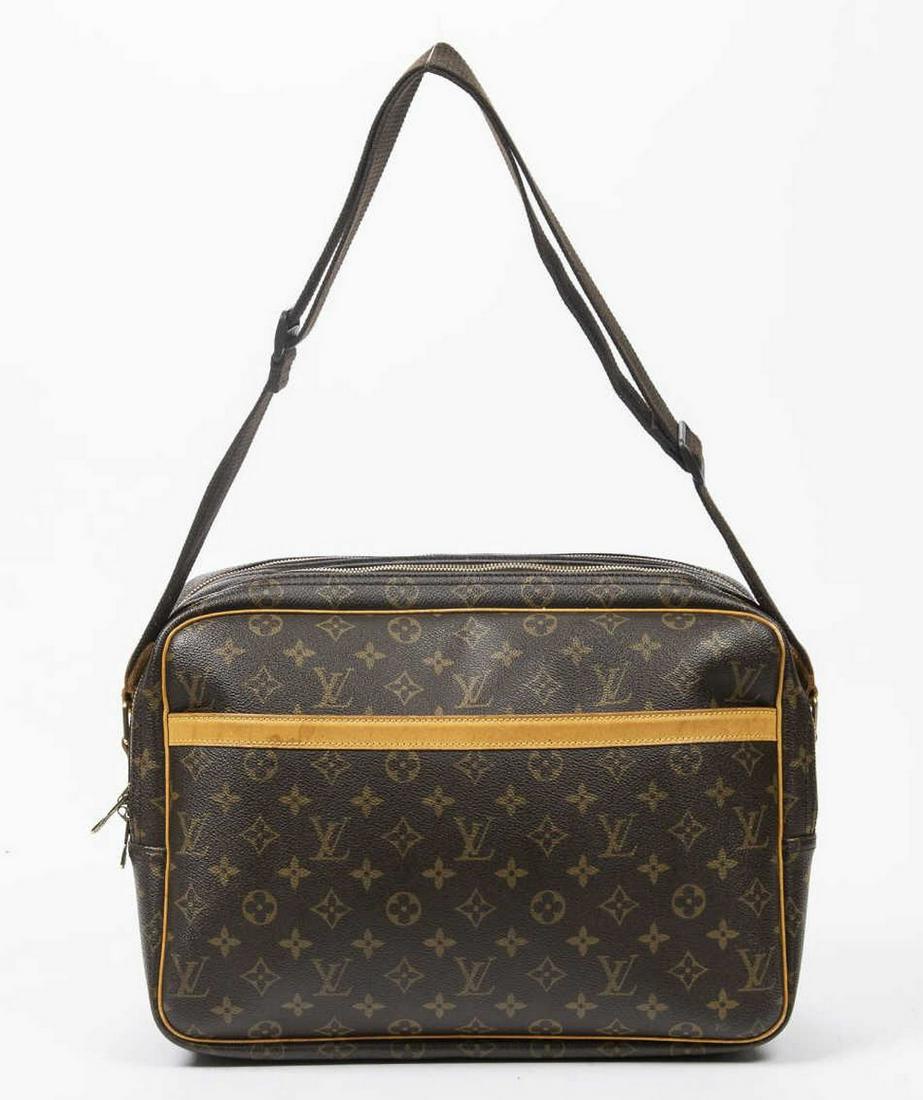 LOUIS VUITTON 'REPORTER GM' MONOGRAM CROSSBODY BAG (1 of 7)