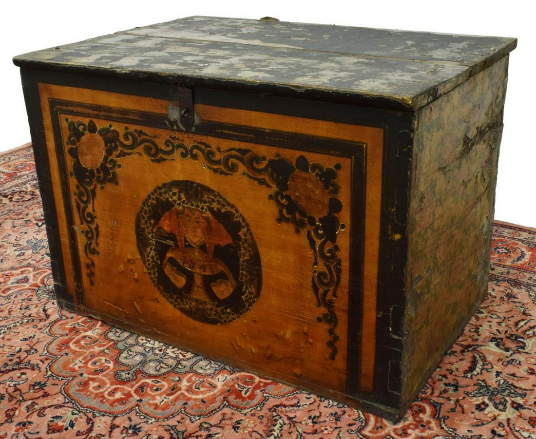 MONGOLIAN FIGURAL, FOLIATE PAINTED STORAGE TRUNK (1 of 7)