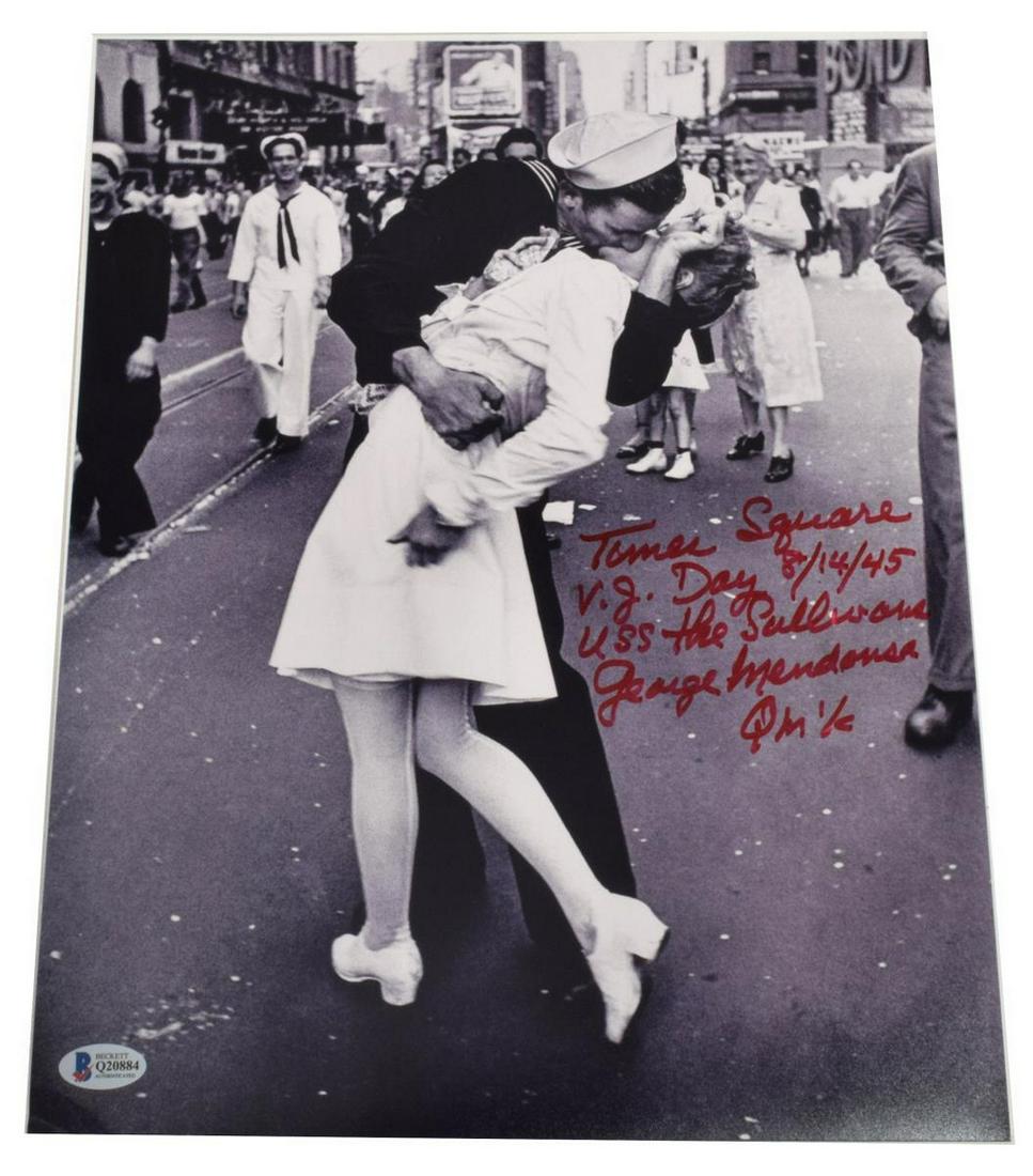 VJ DAY TIMES SQUARE SIGNED GEORGE MENDONSA PRINT (1 of 6)