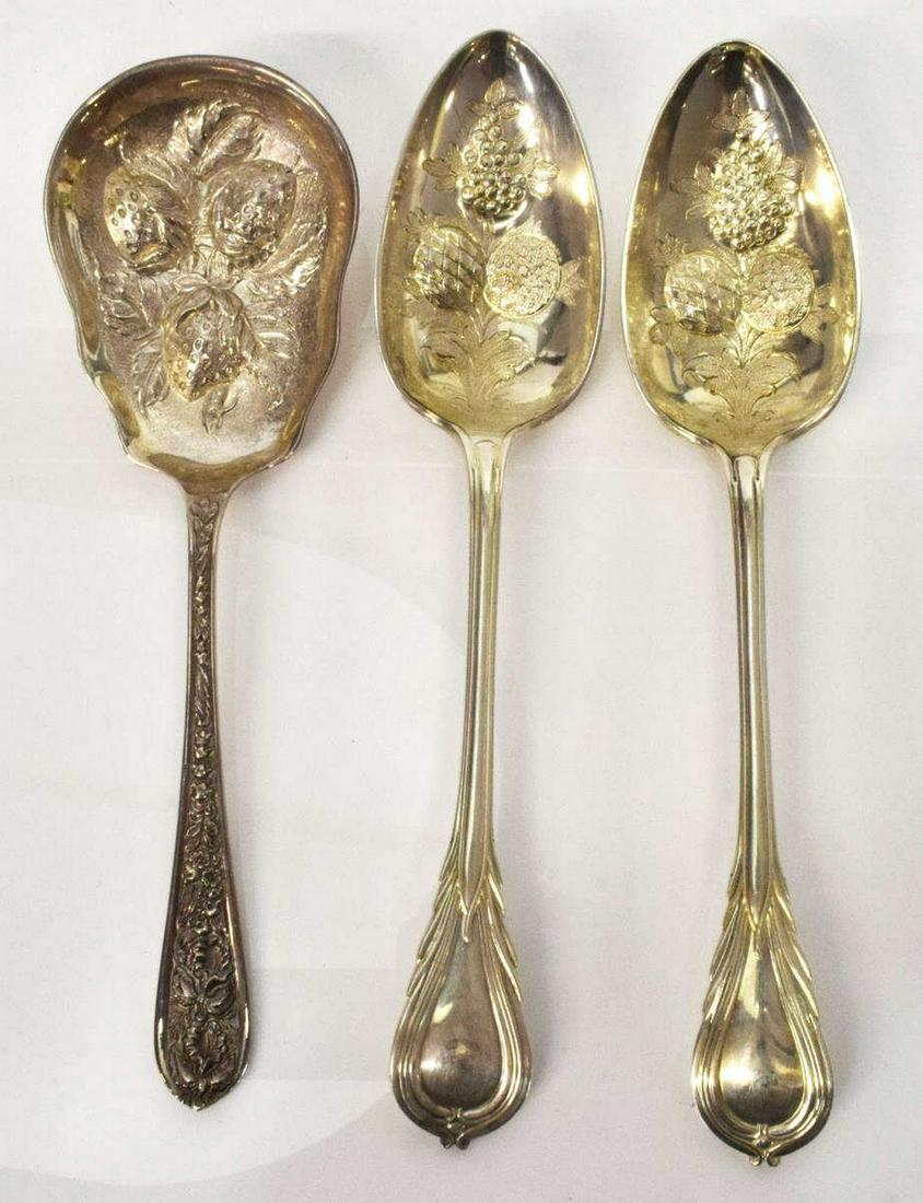 (3) STIEFF STERLING SILVER & OTHER BERRY SPOONS (1 of 4)