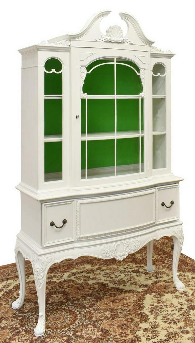 VINTAGE WHITE PAINTED DISPLAY CABINET (1 of 4)