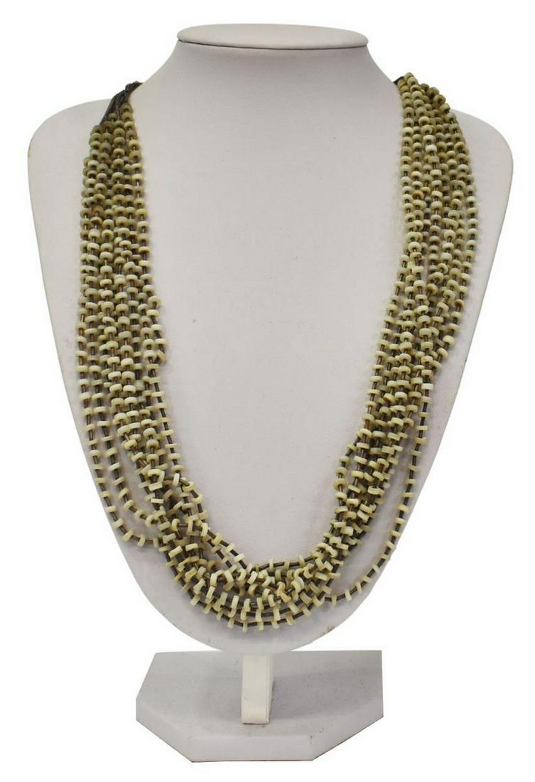 NATIVE AMERICAN LIQUID SILVER HEISHI BEAD NECKLACE (1 of 2)