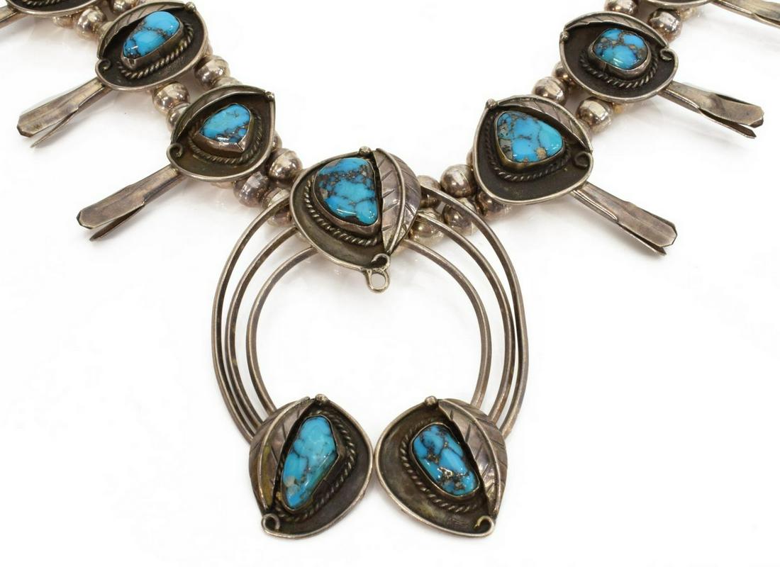 NATIVE AMERICAN TURQUOISE SQUASH BLOSSOM NECKLACE (1 of 4)