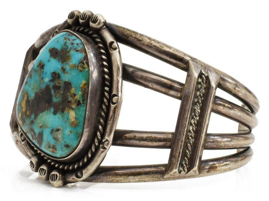 NATIVE AMERICAN SILVER & TURQUOISE CUFF BRACELET (1 of 4)