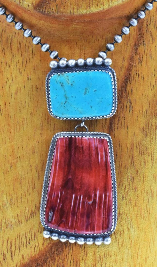 BETTY JOE NAVAJO TURQUOISE & OYSTER SHELL PENDANT (1 of 6)