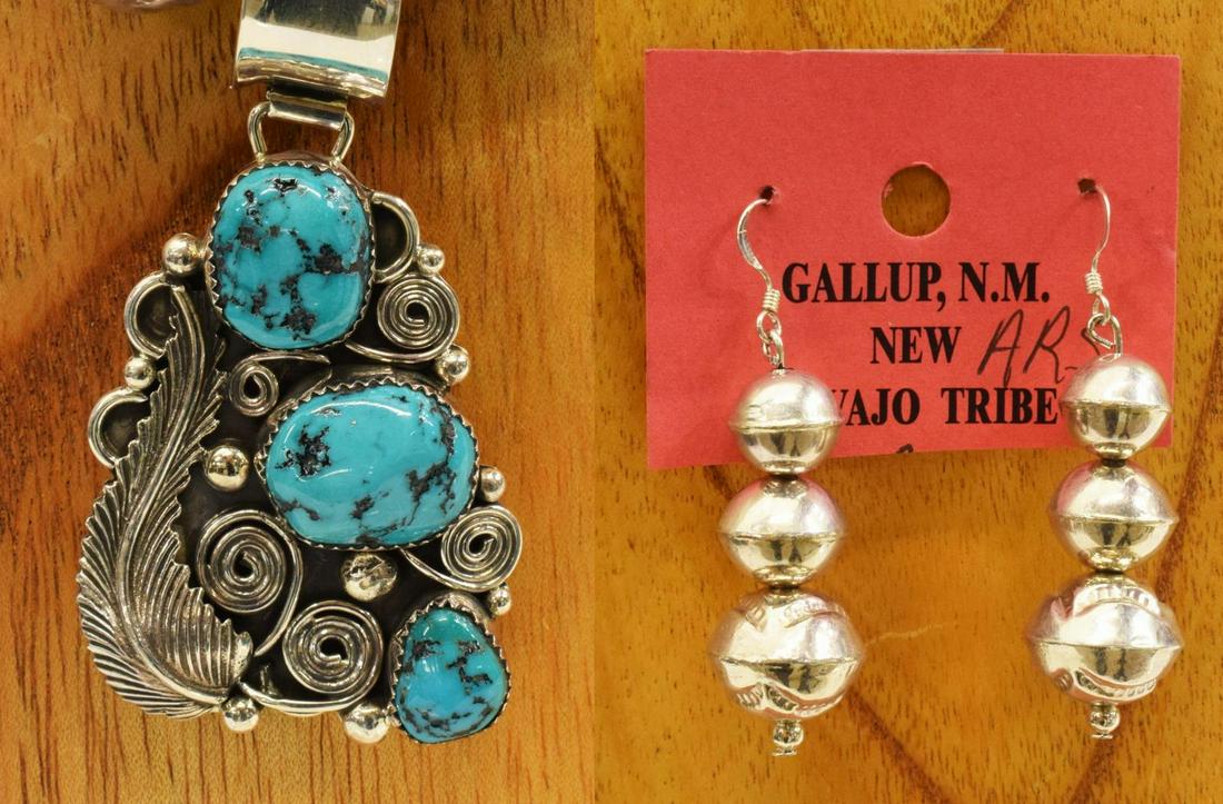 KEITH JAMES NAVAJO TURQUOISE PENDANT NECKLACE (1 of 7)