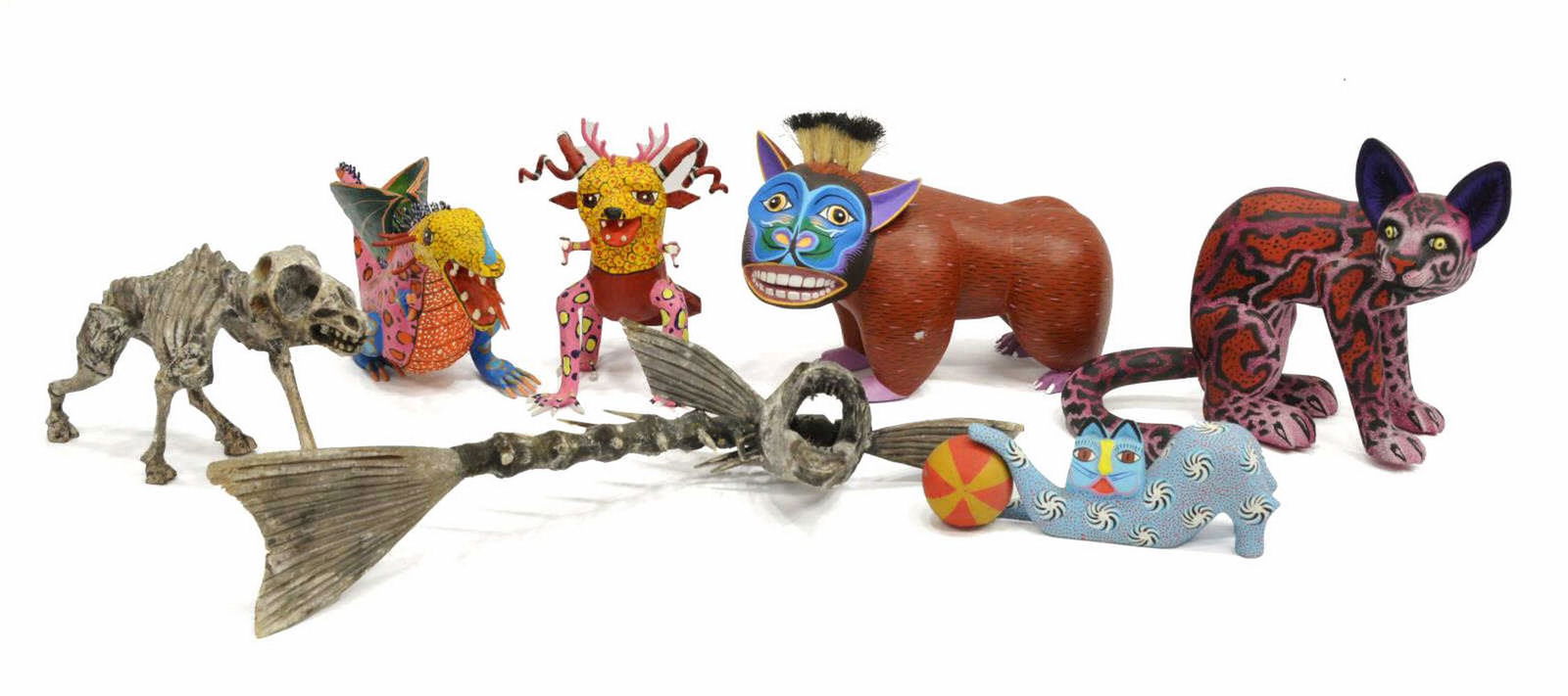 (7) OAXACA MEXICO CARVED & PAINTED ALEBRIJES (1 of 3)