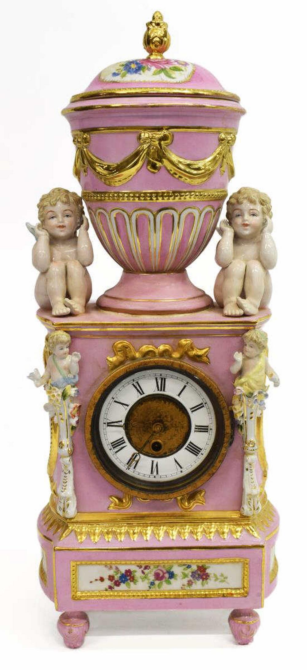 MEISSEN STYLE PORCELAIN CHERUB MANTEL CLOCK (1 of 4)