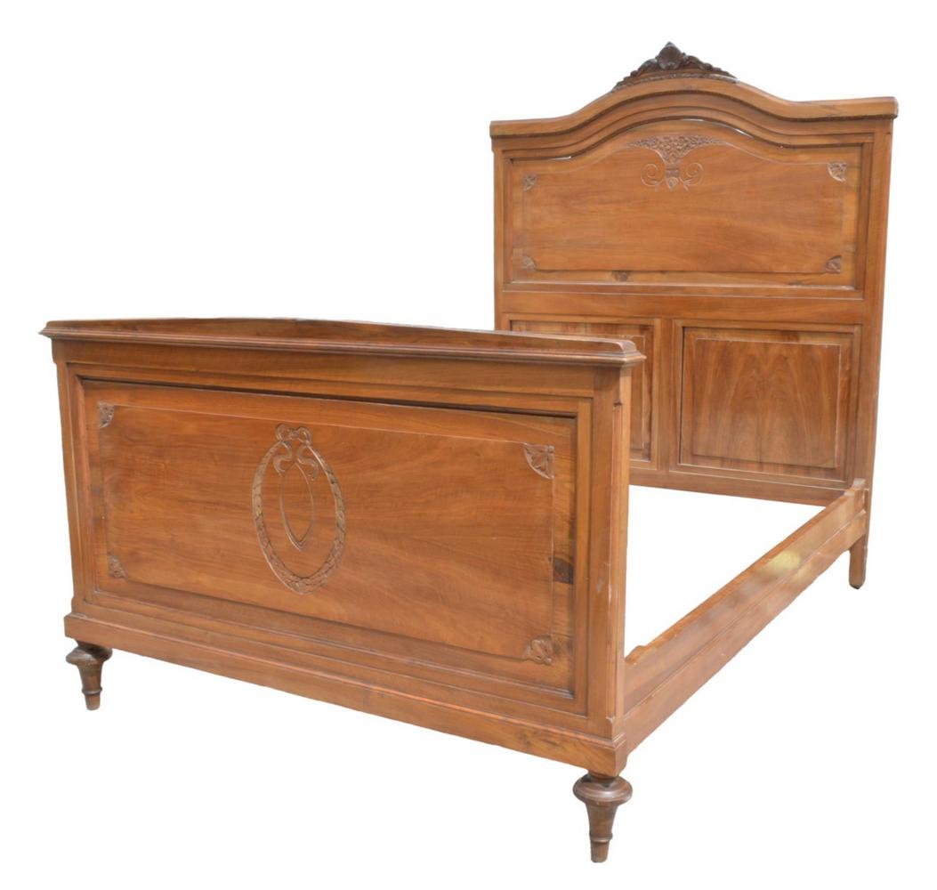 ITALIAN CARVED WALNUT BED (1 of 2)