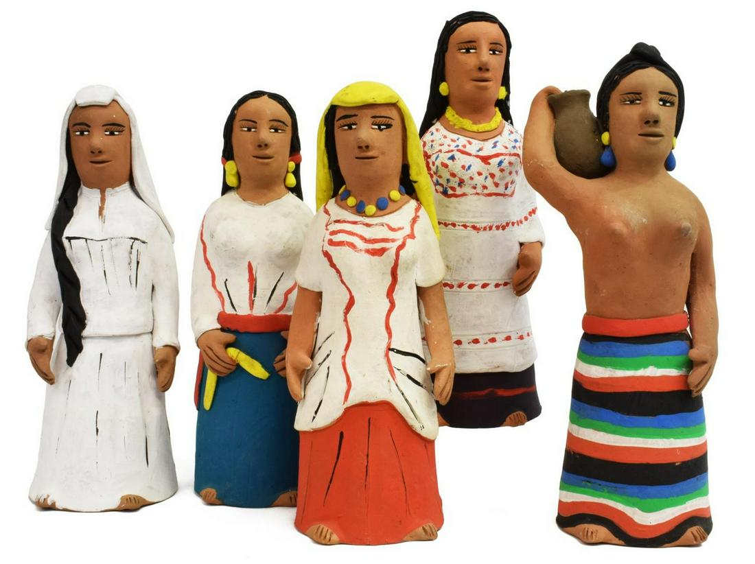 (5) JOSEFINA AGUILAR OAXACA MEXICO POTTERY MUNECAS: (lot of 5) Folk art pottery munecas, Josefina Aguilar (Ocotlan de Morelos, Oaxaca, Mexico, b.1945), women in regional dress, highlights include: (1) Pinotepa de Don Luis, (1) Teococuilco, (1) Tamazula
