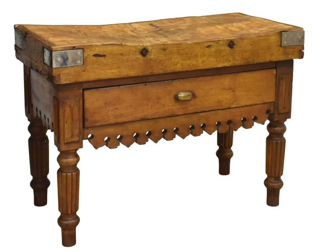 ANTIQUE OAK BUTCHER BLOCK (1 of 5)