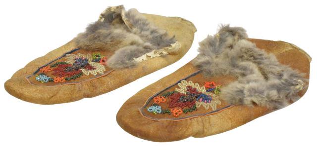 (PAIR) NORTHERN CREE BEADED MOCCASINS, C.1940-1960: (pair) Northern Cree beaded moccasins, c.1940-1960, with rabbit fur, approx 8.5"l Start Price: $50.00