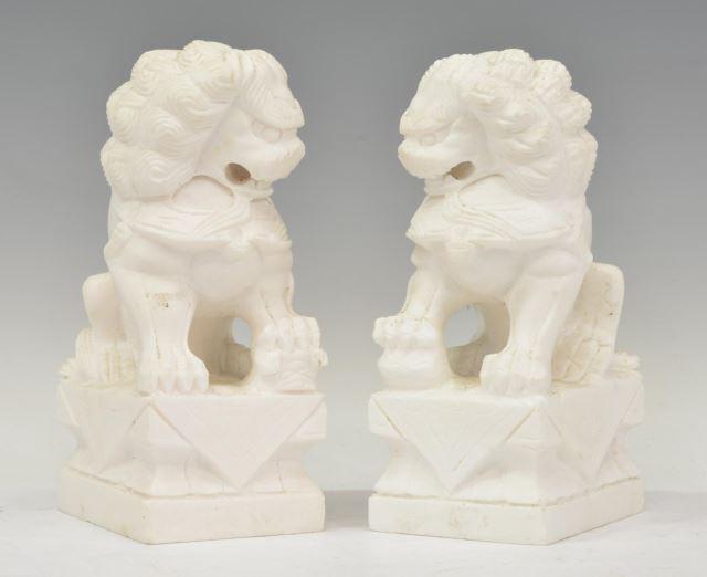 (2) CHINESE CARVED WHITE MARBLE FOO LION BOOKENDS (1 of 3)