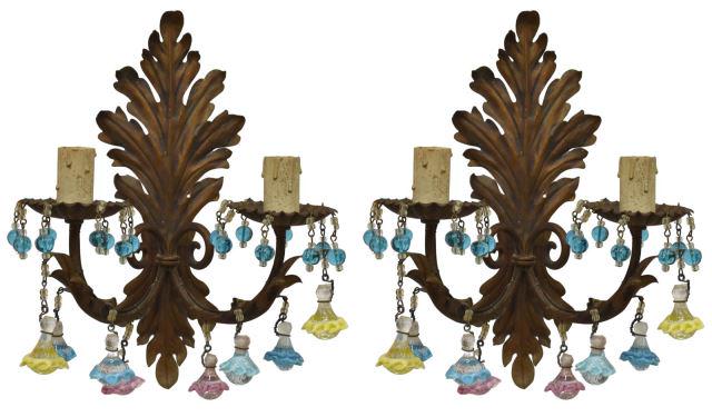 (2) VENETIAN GLASS & GILT METAL WALL SCONCES (1 of 2)