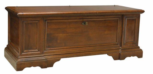 ITALIAN STORAGE CHEST TRUNK (1 of 5)