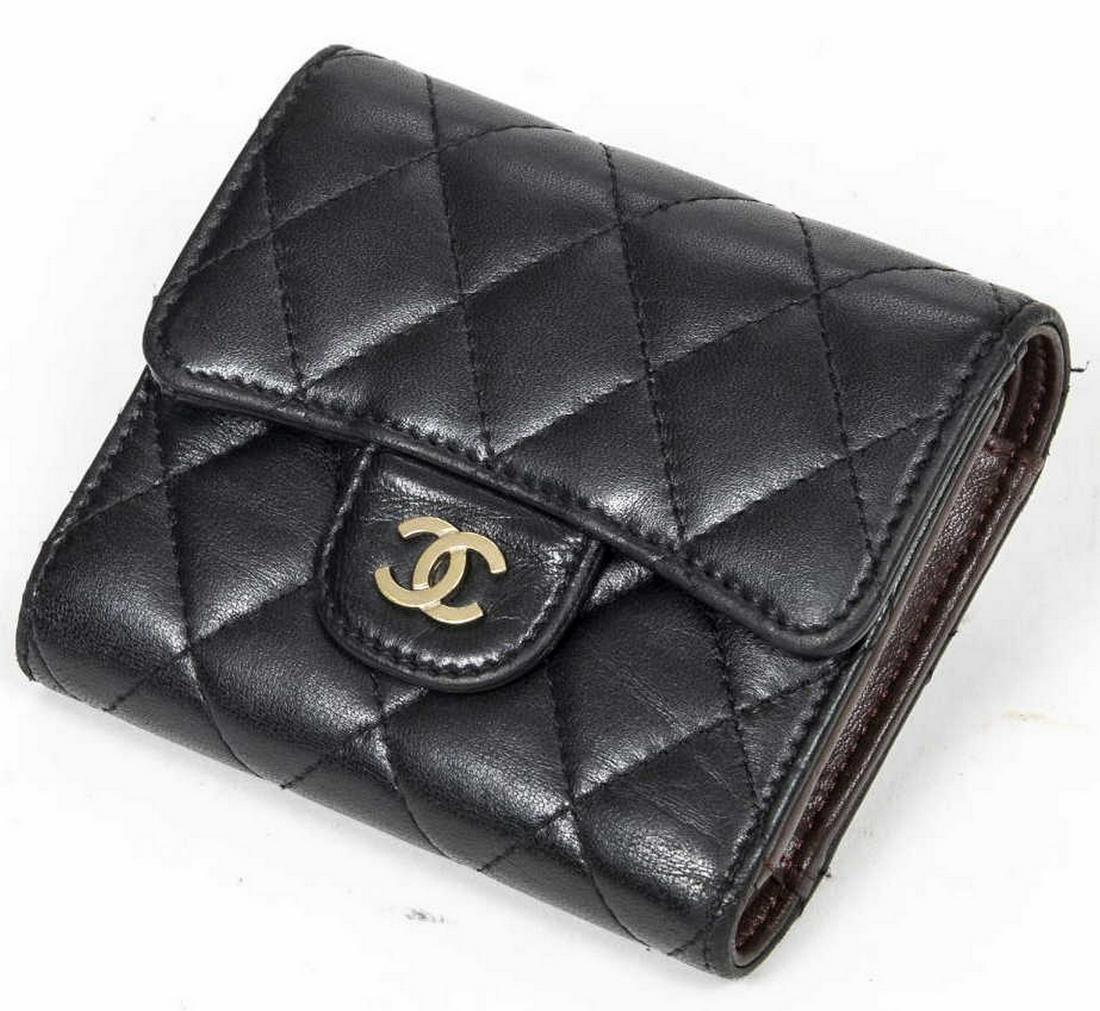 CHANEL QUILTED BLACK LEATHER FRENCH PURSE WALLET (1 of 4)