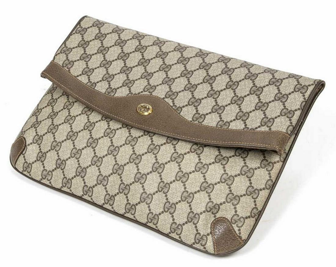 VINTAGE GUCCI MONOGRAM CANVAS CLUTCH/ POUCH (1 of 3)