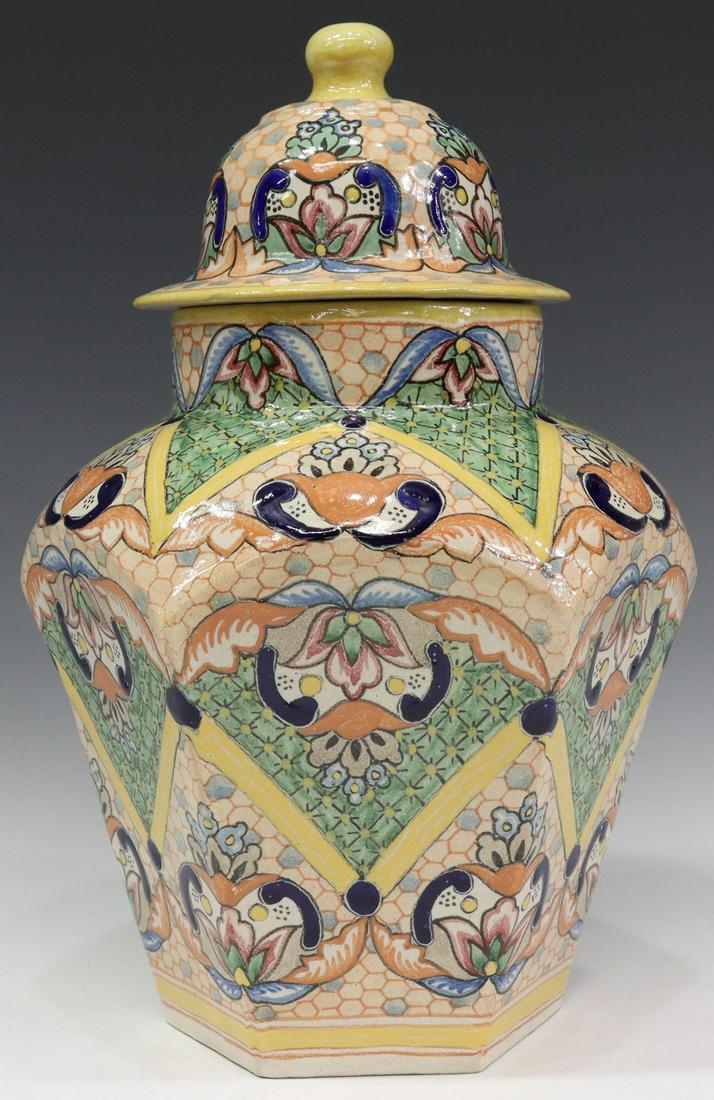 MEXICAN URIARTE TALAVERA CERAMIC GINGER JAR (1 of 5)