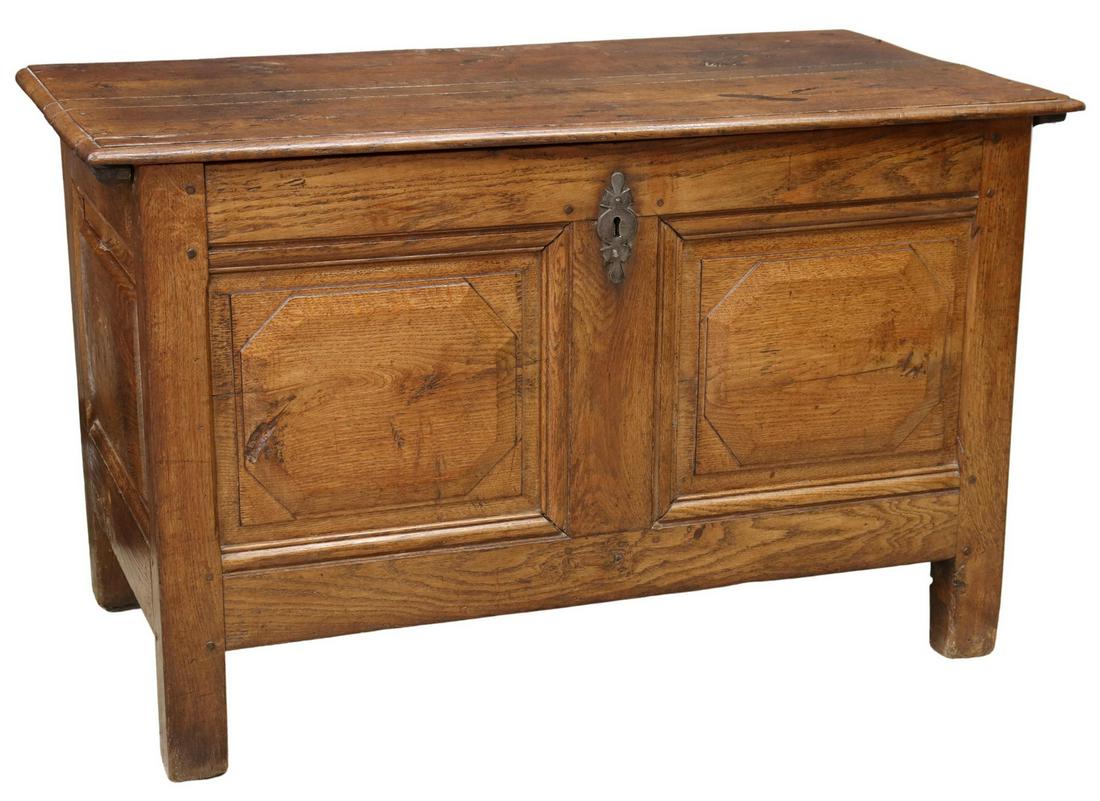 FRENCH OAK PANELED STORAGE TRUNK (1 of 6)