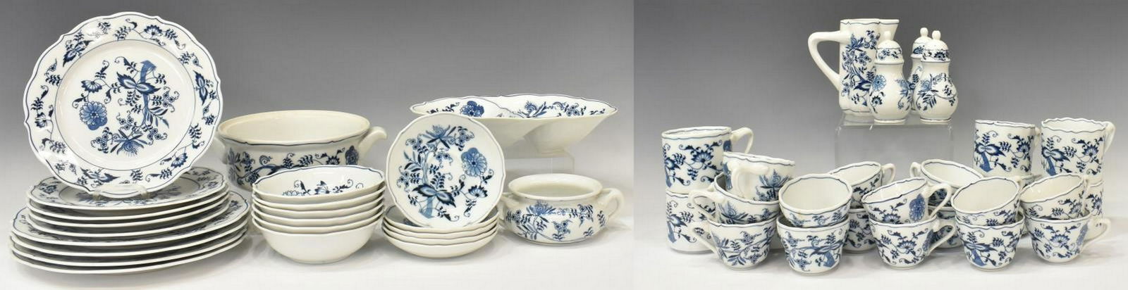 (49) BLUE DANUBE PORCELAIN DINNER SERVICE, JAPAN (1 of 9)