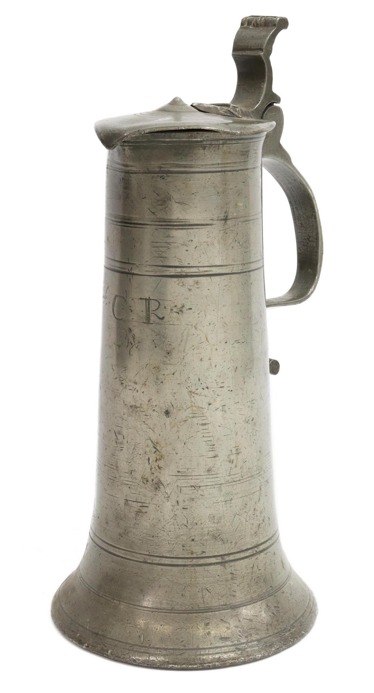 LARGE ANTIQUE PEWTER LIDDED FLAGON (1 of 4)