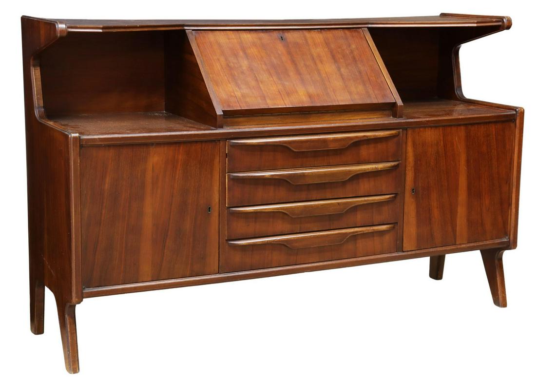 MID-CENTURY MODERN ROSEWOOD CREDENZA (1 of 6)