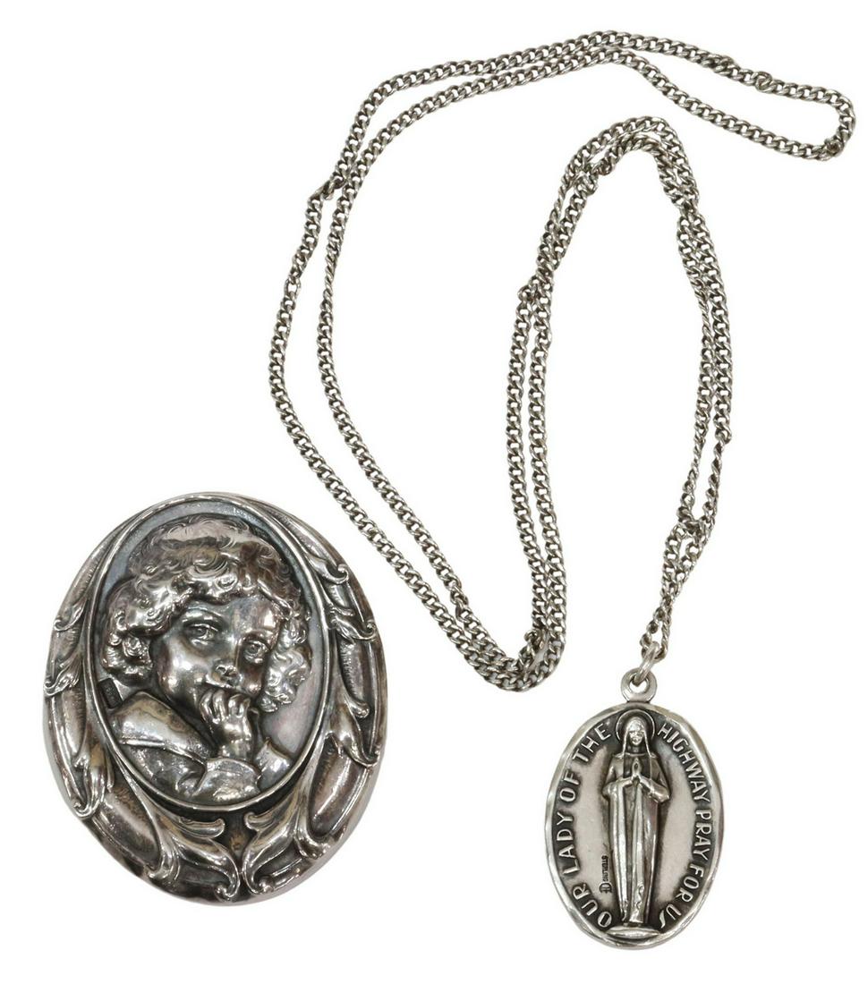 (2) HENRYK WINOGRAD 999 SILVER REPOUSSE BROOCH (1 of 5)