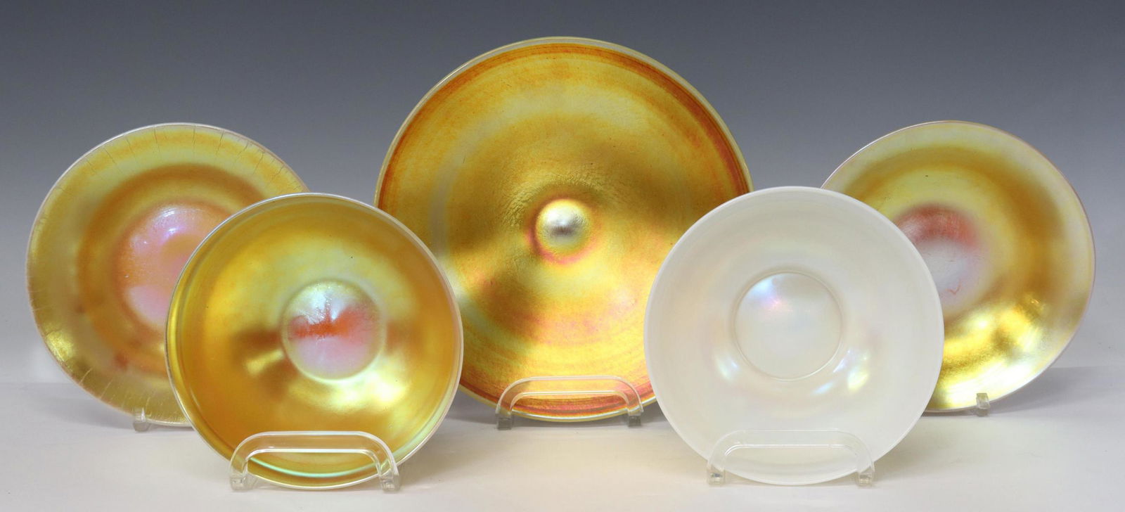 (5) STEUBEN CALCITE GOLD AURENE ART GLASS: (lot of 5) Steuben art glass, designed by Frederick Carder (English, 1863-1963), early 20th c., including: (1) opalescent bowl, thin, tapered walls, on a short foot, engraved signature "Steuben F. Car