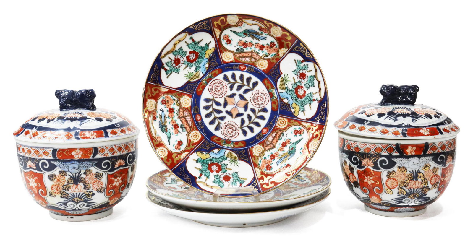 (5) JAPANESE IMARI PALETTE PLATES & LIDDED BOWLS: (lot of 5) Japanese hand-painted porcelain tableware, in the Imari palette, comprising: (3) Gold Imari plates, approx 9.5"diam, (2) lidded bowls, with foo lion finials, approx 6.5"h, 6.25"diam; 8.5lbs