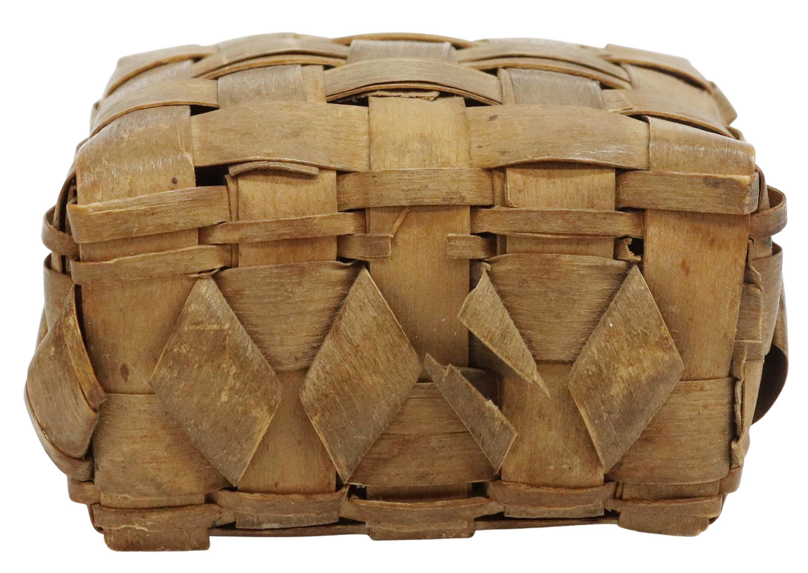 PENOBSCOT OR MICMAC BASKETRY RATTLE: Penobscot or Micmac basketry rattle, c. 2nd half 19thc., , woven wood splints, containing what appears to be brass washers/grommets, approx 1.75"h, 3 1/8"w, 3 1/8"d, 0.25lbs **Provenance: O'Neill-Leon