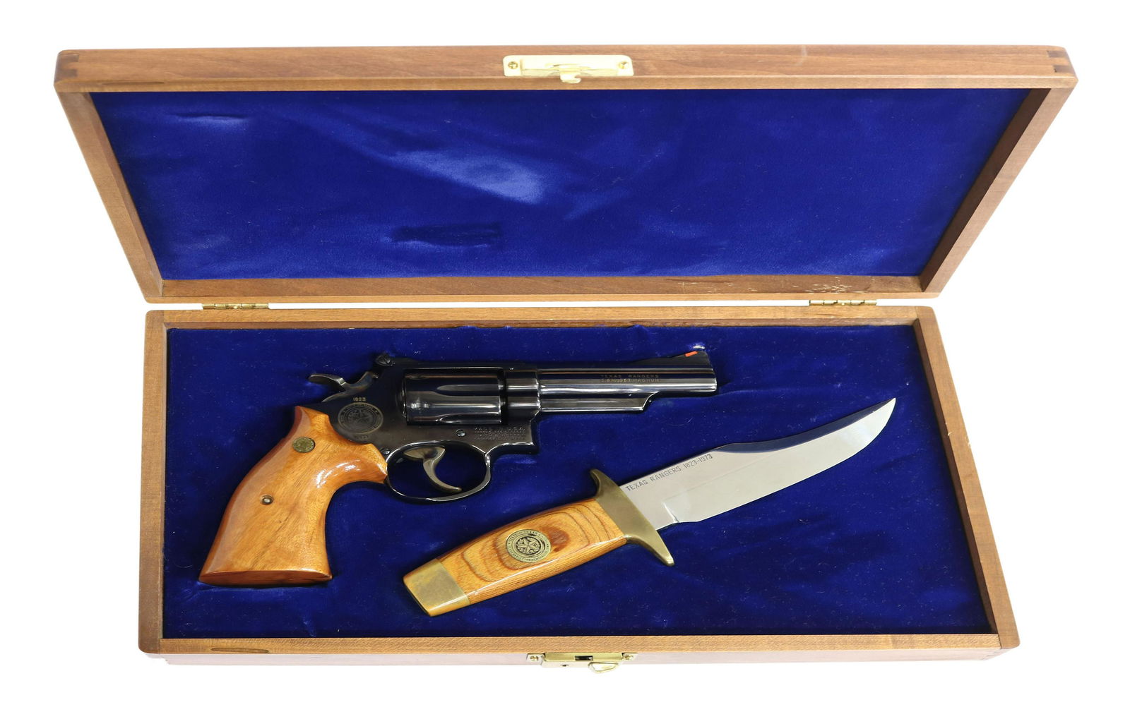 CASED SMITH WESSON TEXAS COMMEMORATIVE .357: Smith & Wesson low serial number Model 19-3 revolver, .357 Magnum, commemorating the 150th anniversary of the Texas Rangers, 1823-1973, the gilt Texas Ranger Commemorative Commission seal at left fram