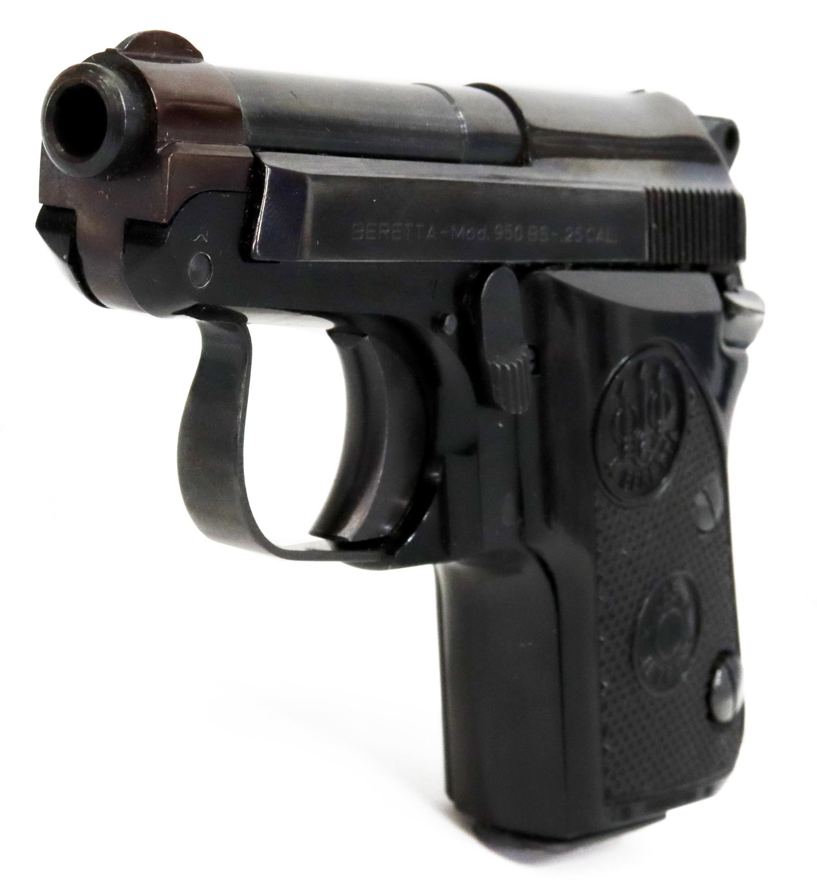 BERETTA M950BS .25ACP POCKET PISTOL: Beretta Model 950BS tip up barrel pistol, .25ACP caliber, seven round detachable magazine, black finish, owner manual, original Beretta box, SN BER06XXXV *REQUIRES FFL TRANSFER* Start Price: $200.00