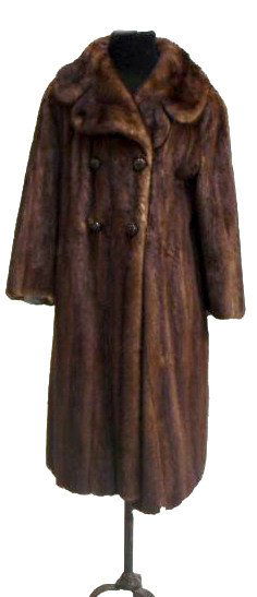 LADIES VINTAGE MINK FUR COAT, RITTER BROS,NEW YORK: Fine vintage mink fur coat, for Ritter Bros., New York, 3/4 length, double-breasted, deep chocolate color, retaining all (4) original buttons, some fraying to interior lining; 6lbs