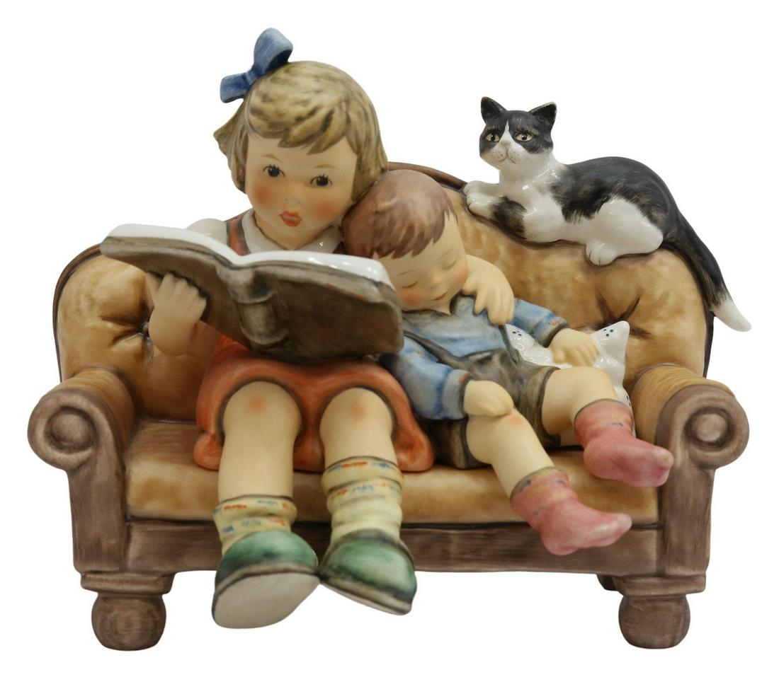 HUMMEL PORCELAIN STORY TIME 2261 FIGURAL GROUP (1 of 7)