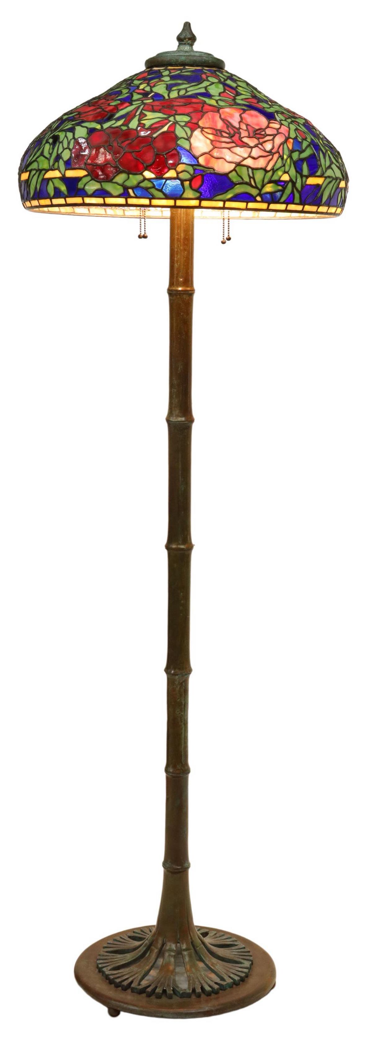 TIFFANY STYLE STAINED & LEADED GLASS FLOOR LAMP (1 of 4)