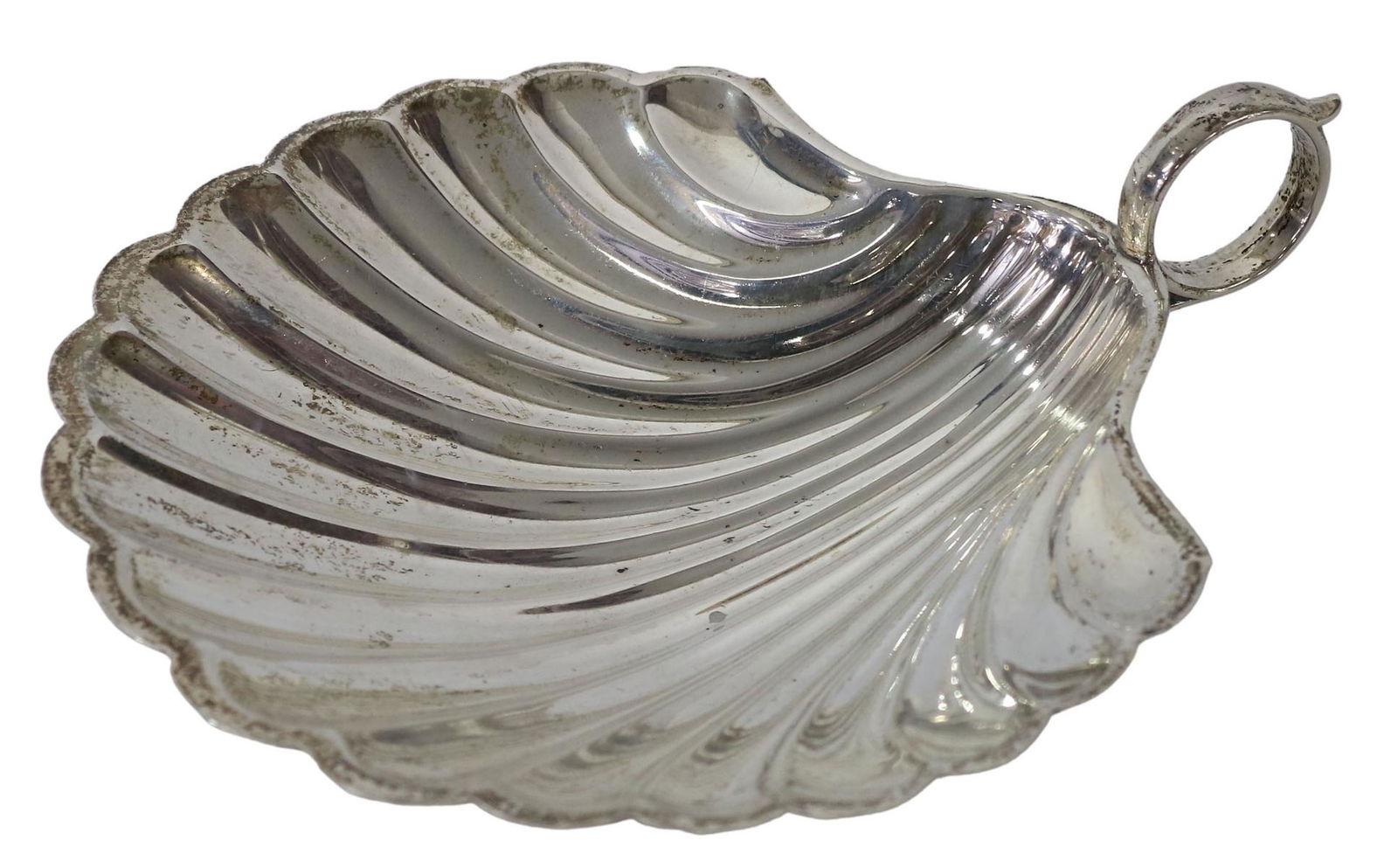 FISHER STERLING SILVER SHELL-FORM BON BON BOWL (1 of 4)