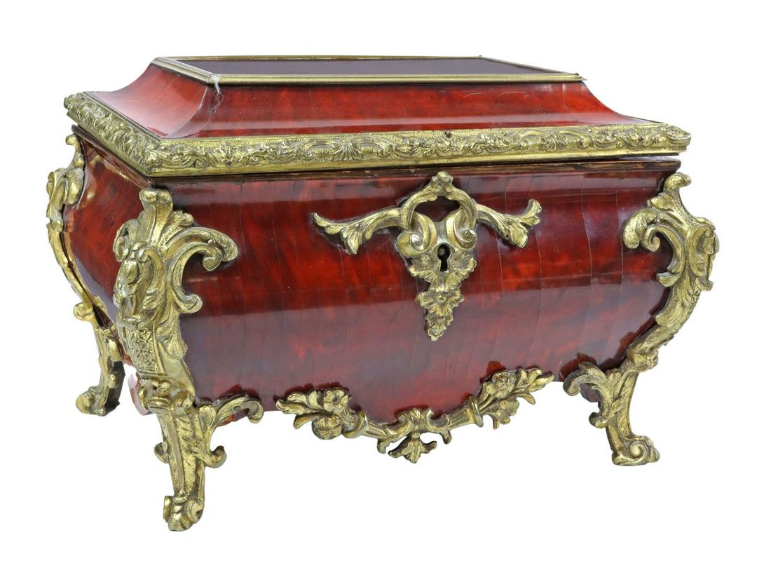 FRENCH ORMOLU-MOUNTED TORTOISE SHELL JEWEL CASKET (1 of 5)
