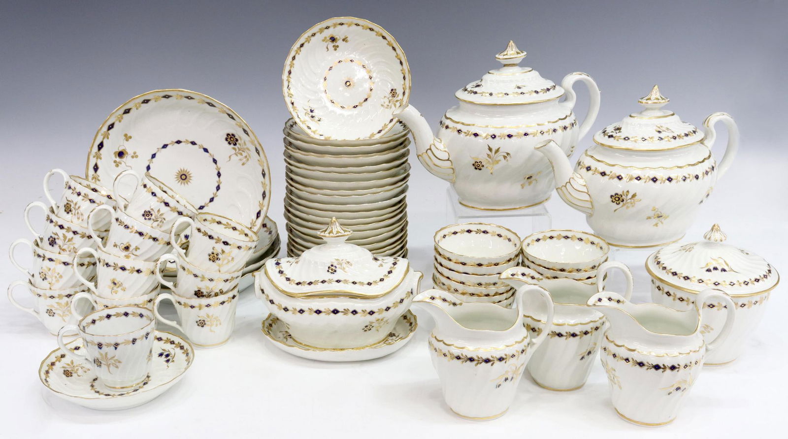 (60) ENGLISH ROYAL WORCESTER PORCELAIN TEA SERVICE (1 of 9)