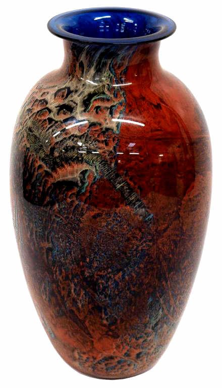 JOSH SIMPSON 'RED NEW MEXICO' ART GLASS VASE: Josh Simpson 'Red New Mexico' art glass vase, signed, serial number 1-3-06 underfoot, 9"h, 1.75lbs