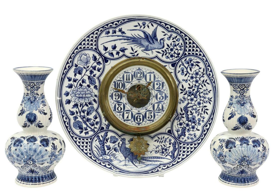 (3) BLUE & WHITE WALL CLOCK & DELFT VASES (1 of 7)