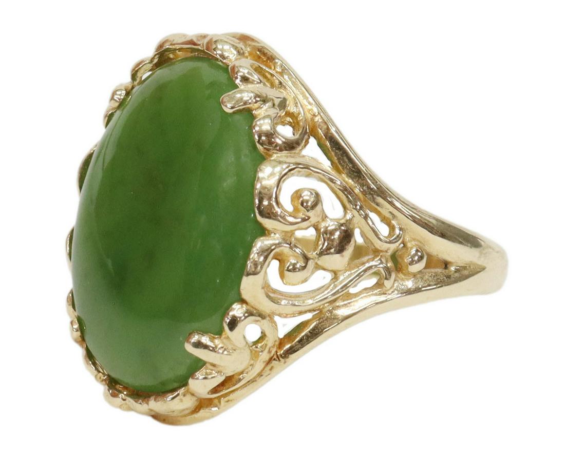 ESTATE 14KT GOLD FILIGREE GREEN JADE CABOCHON RING (1 of 5)